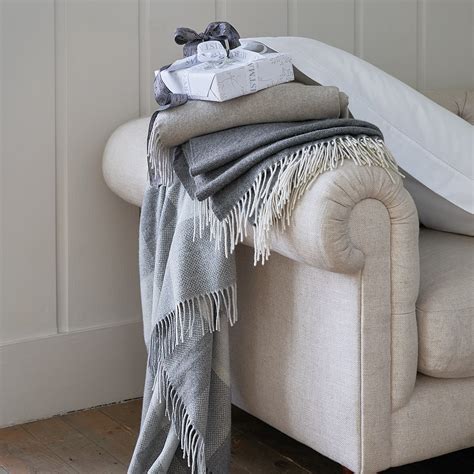 cashmere throws for bedroom.